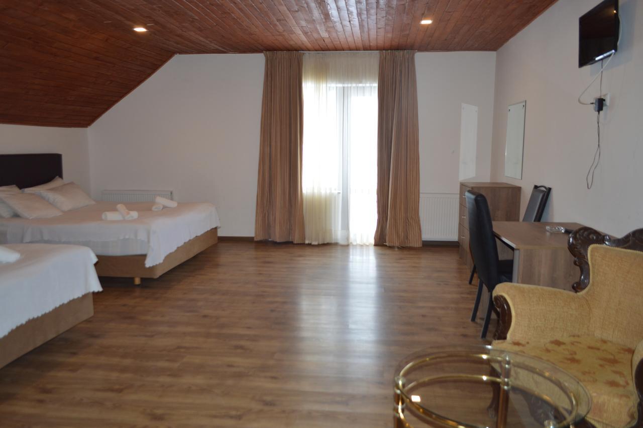 New White House Otel Bakuriani Dış mekan fotoğraf